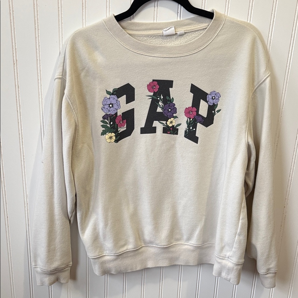 GAP Cream Crewneck Sweatshirt with Floral Logo